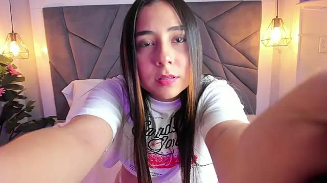 MelodyRey_ from StripChat is Freechat