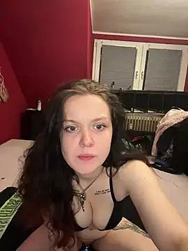 milabandolero from StripChat is Freechat