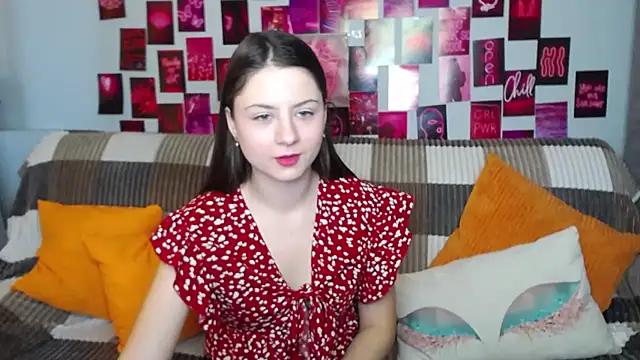 MilanaRoza from StripChat is Freechat