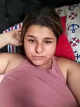 rachell_xh from StripChat is Freechat