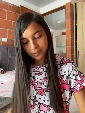 RoxyRoss_ from StripChat is Freechat