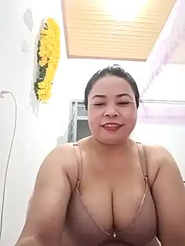 Sexy-bigtits2024 from StripChat is Freechat