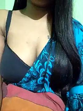 SEXY-SEELA from StripChat is Freechat